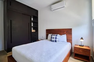 Bedroom 1 image 1