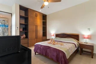 Bedroom 1 image 1