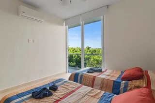 Bedroom 3 image 1