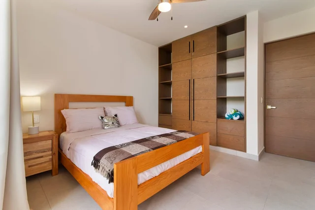 Bedroom 1 image 1