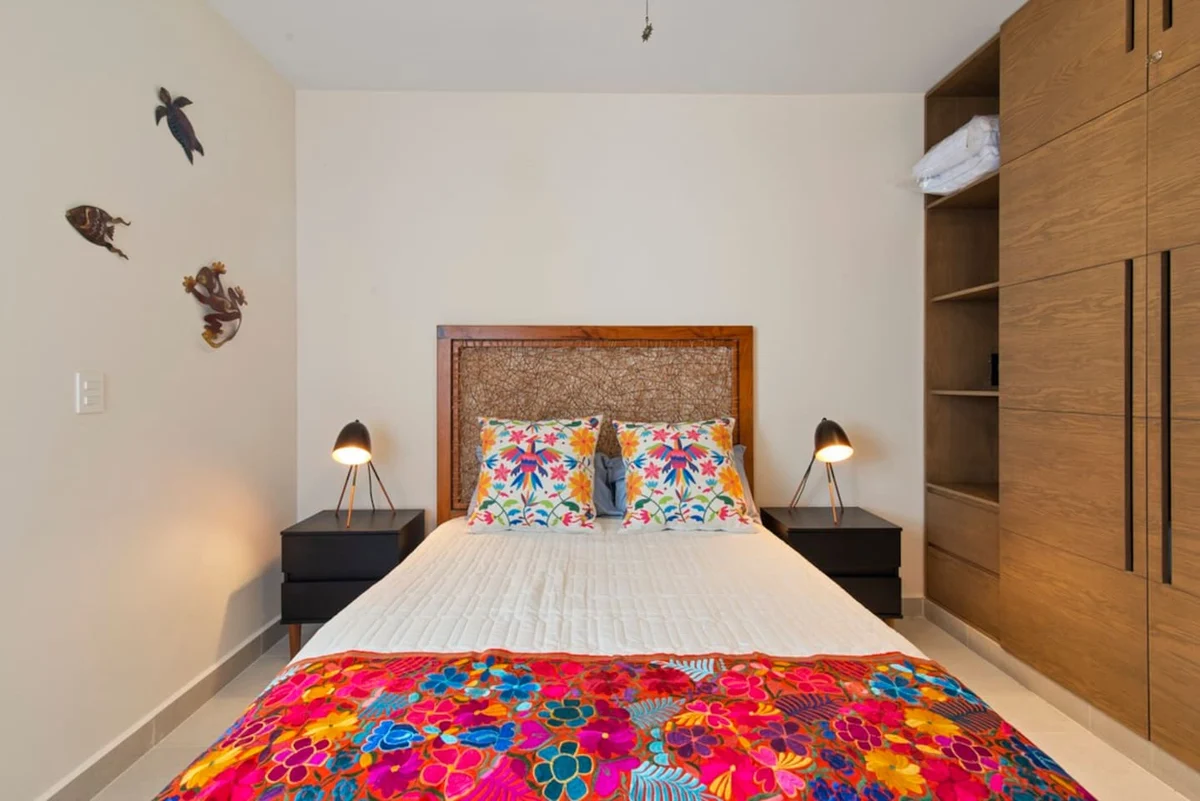 Bedroom 1 image 1