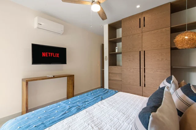 Bedroom 3 image 1
