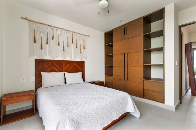Bedroom 3 image 1