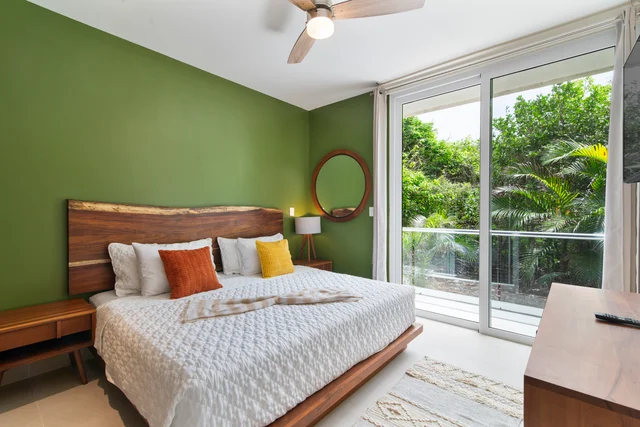 Bedroom 1 image 1