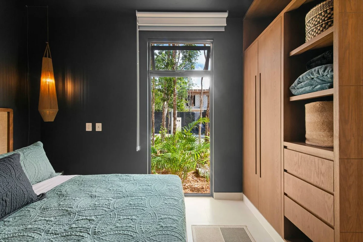 Bedroom 4 image 1