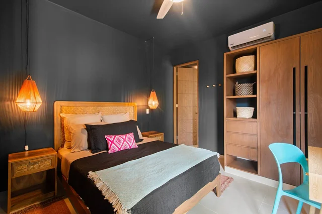 Bedroom 1 image 1