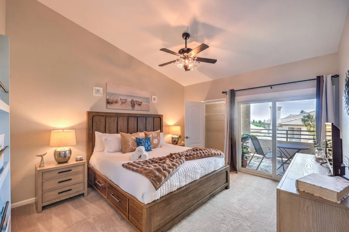 Apartment in Las Vegas property photo 2