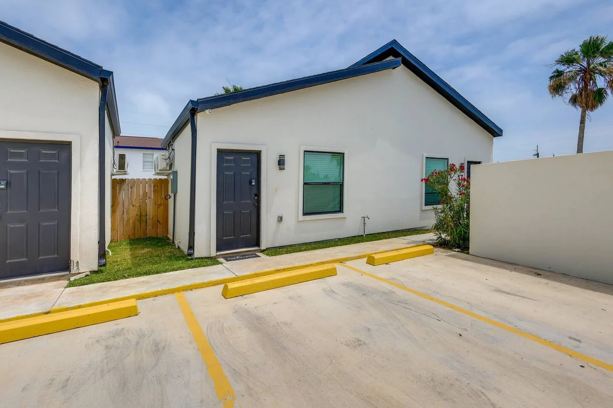 Apartment in South Padre Island property photo 3
