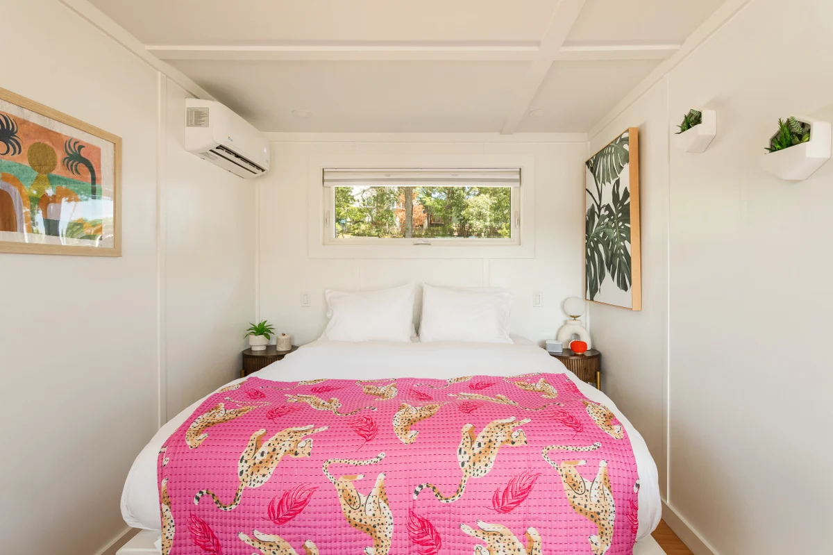 Bedroom 1 image 1
