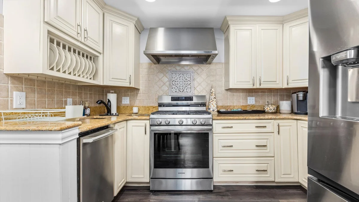 Condo in Ocean City property photo 3