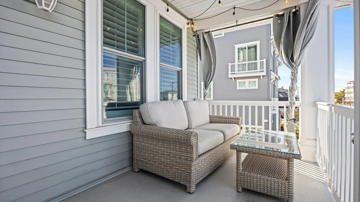 Condo in Ocean City property photo 2