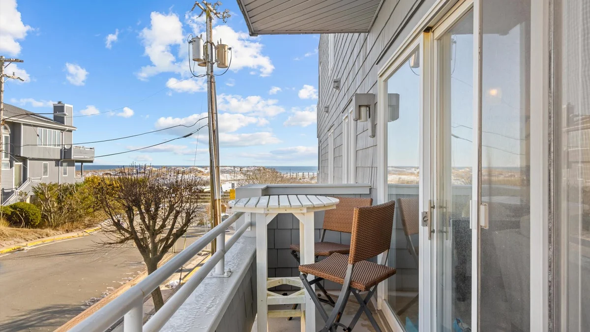 Townhome in Ocean City property photo 2