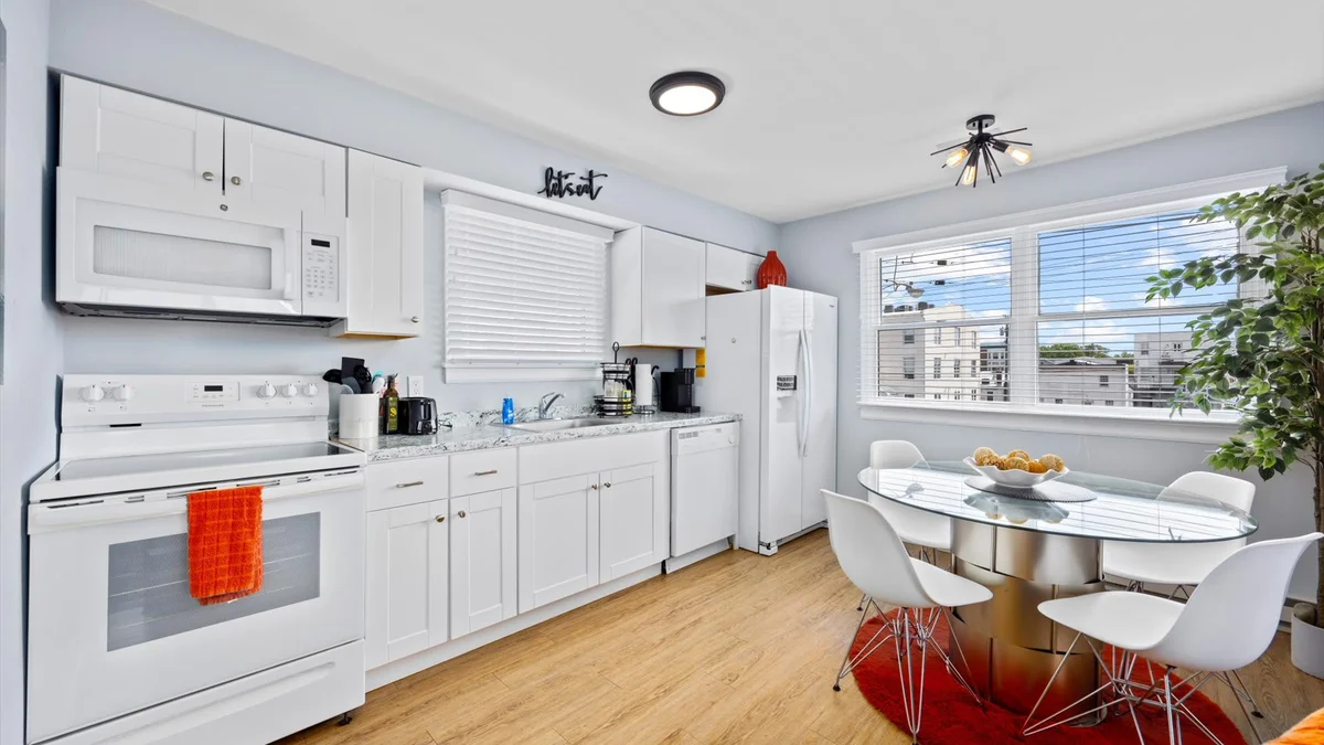 Condo in Ocean City property photo 2