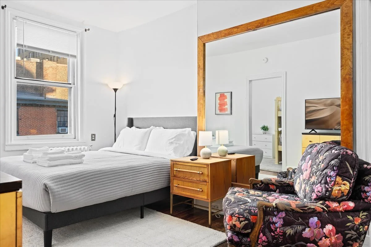 Bedroom 3 image 1