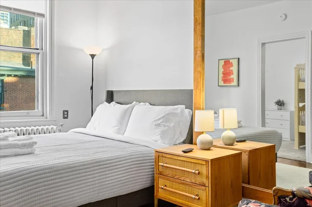 Bedroom 1 image 1