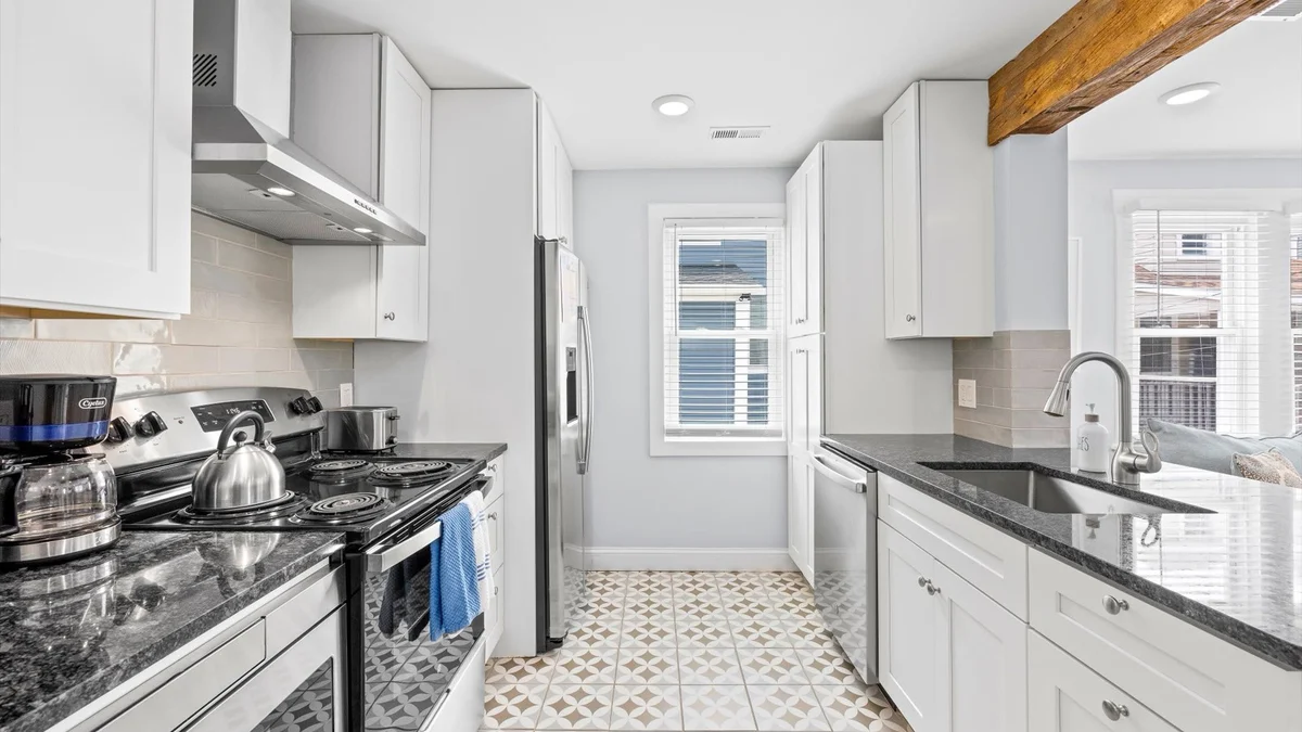 Apartment in Ocean City property photo 4