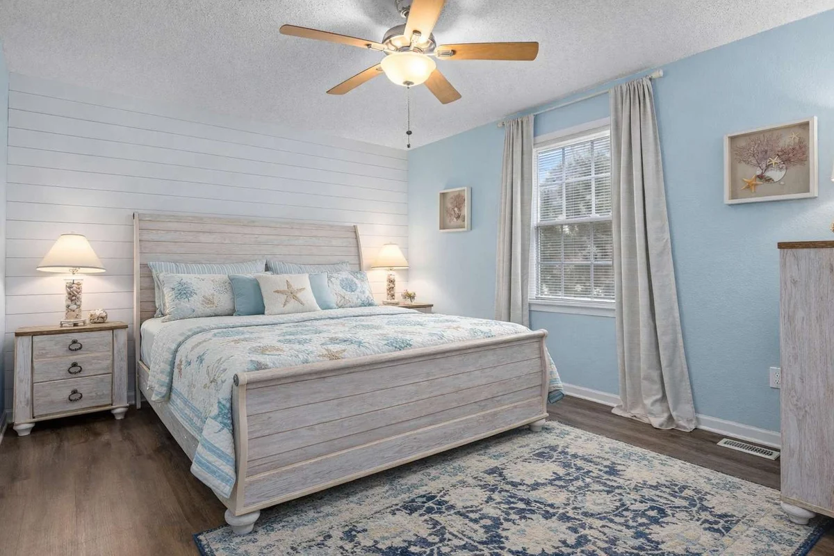 Bedroom 3 image 1