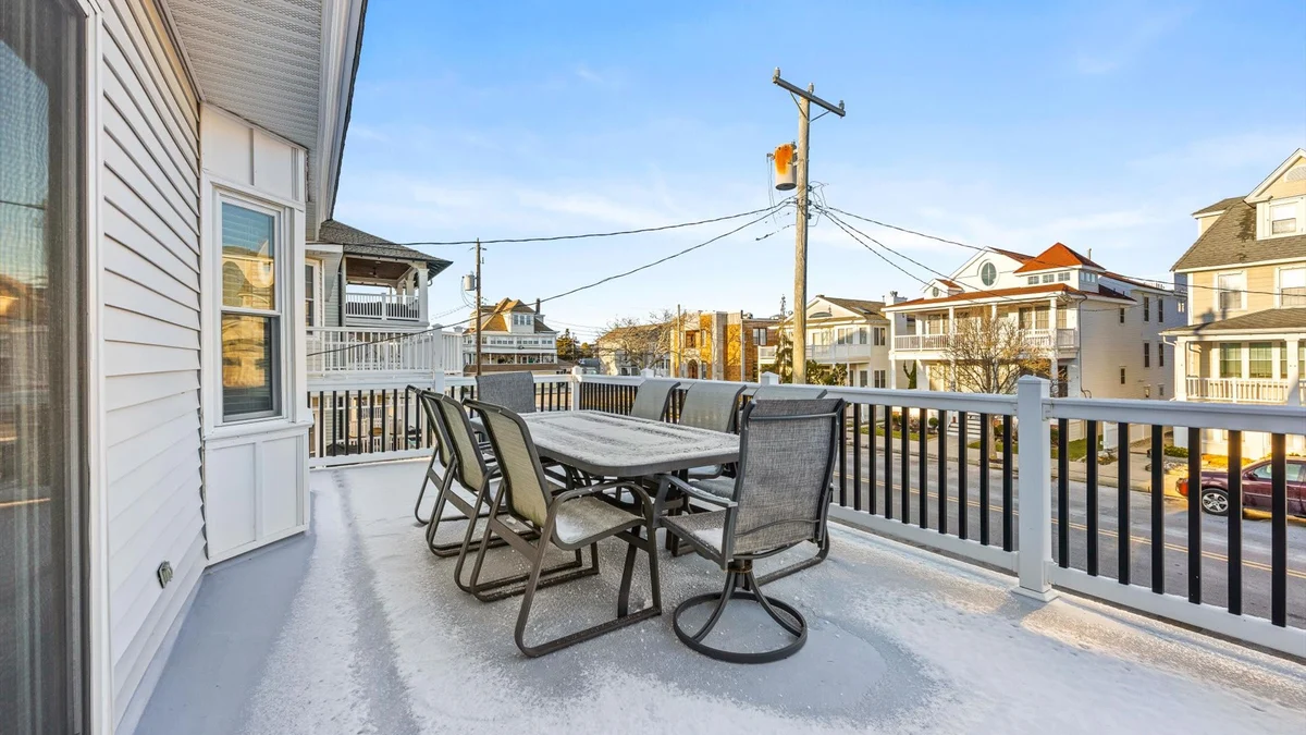 Condo in Ocean City property photo 2