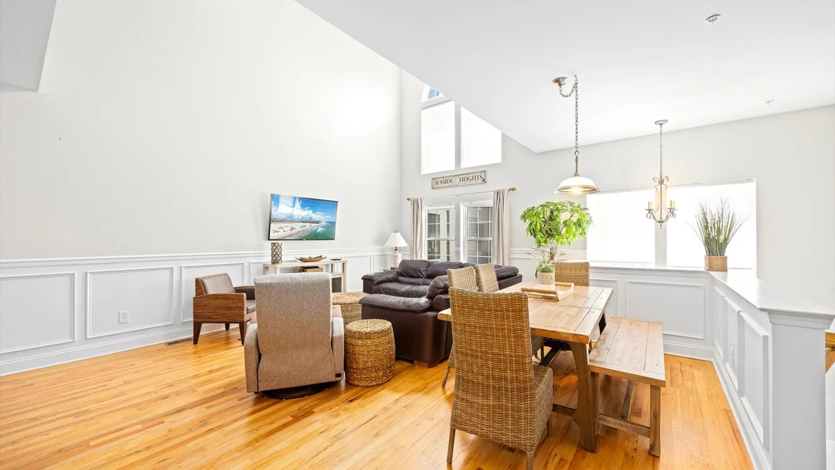 Home in Toms River property photo 5