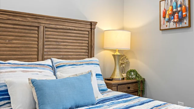 Bedroom 1 image 1