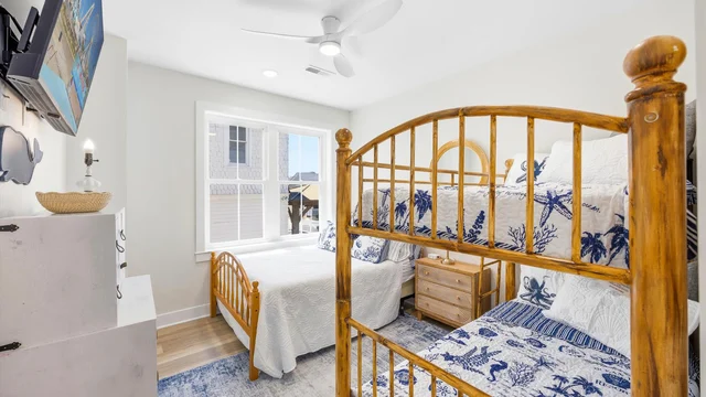 Bedroom image 1
