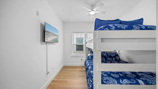 Bedroom image 1