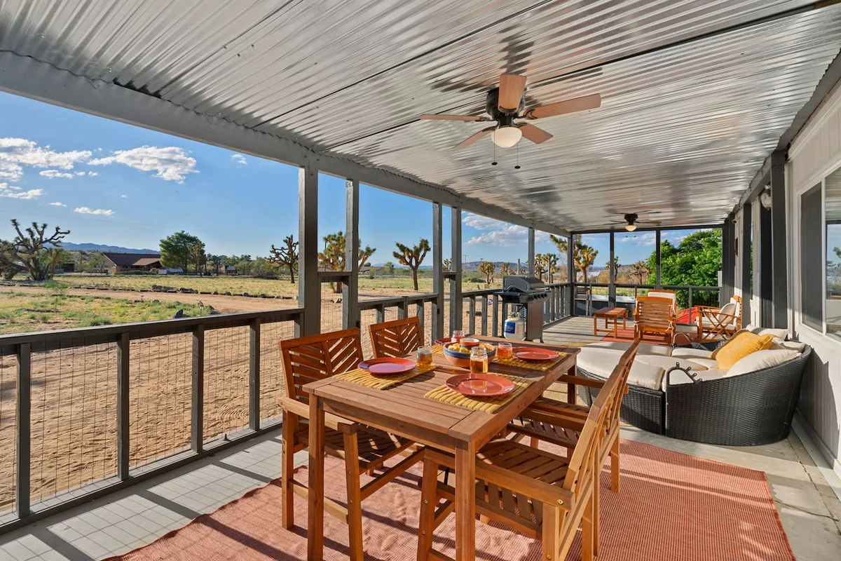 Home in Yucca Valley property photo 2