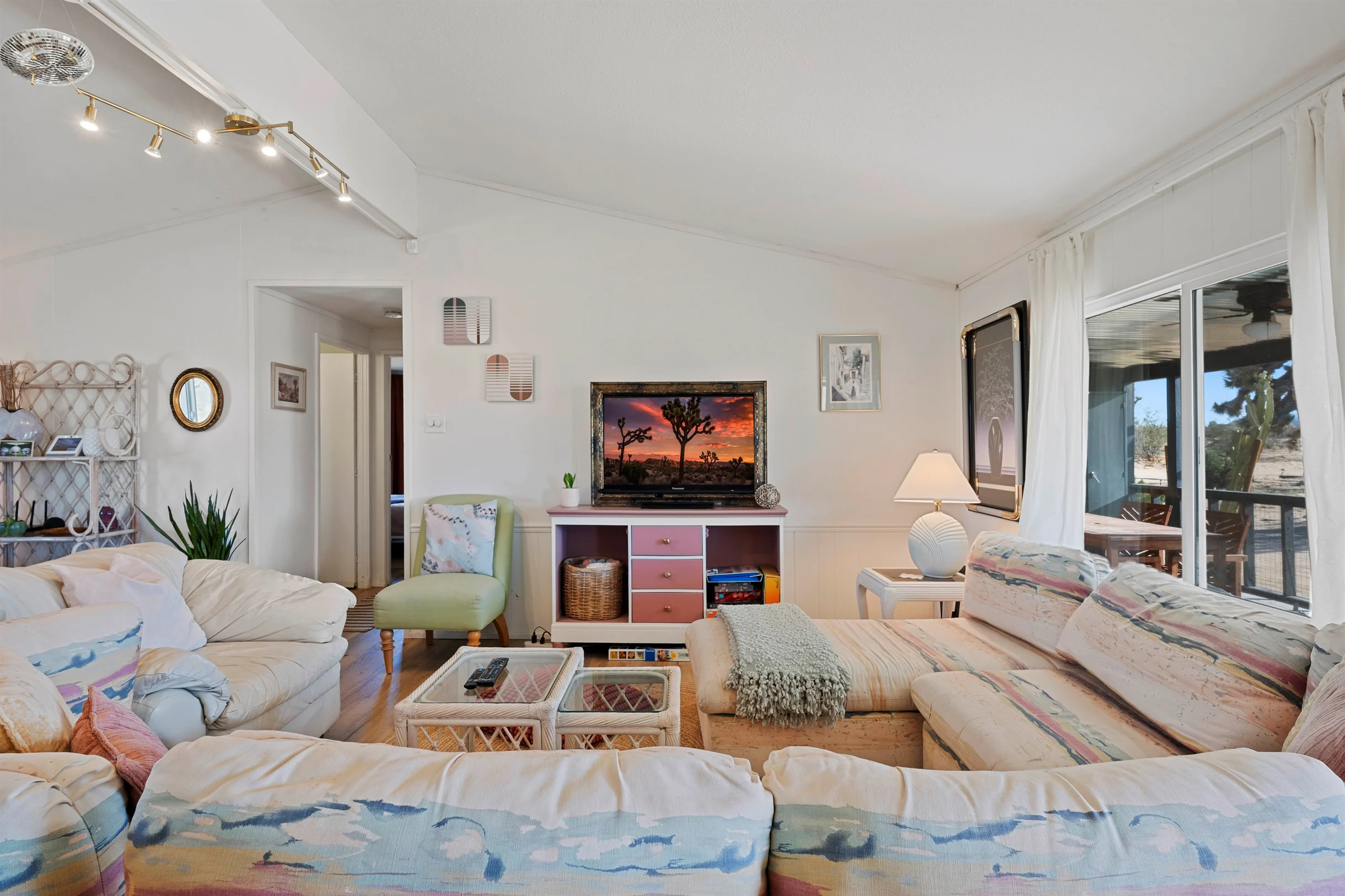 Home in Yucca Valley property photo 5