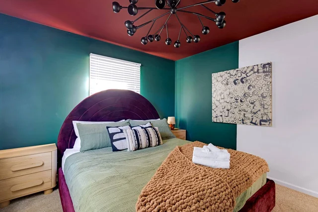 Bedroom 3 image 1