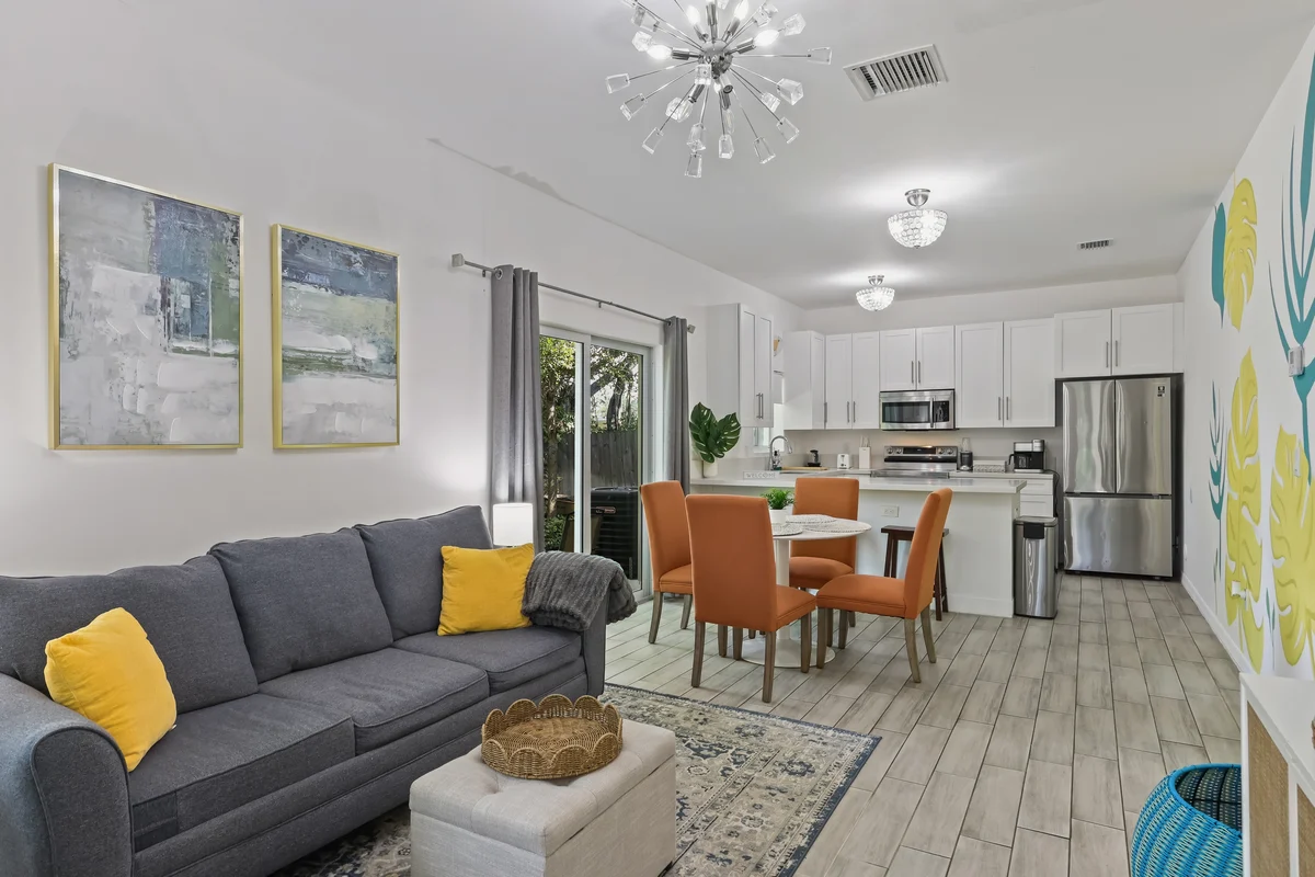 Home in Fort Lauderdale property photo 3