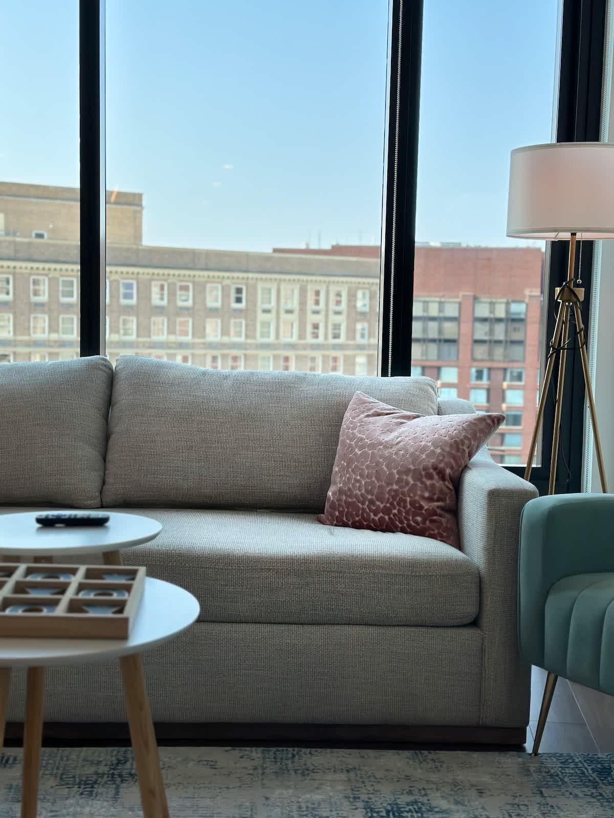 Apartment in Boston property photo 4