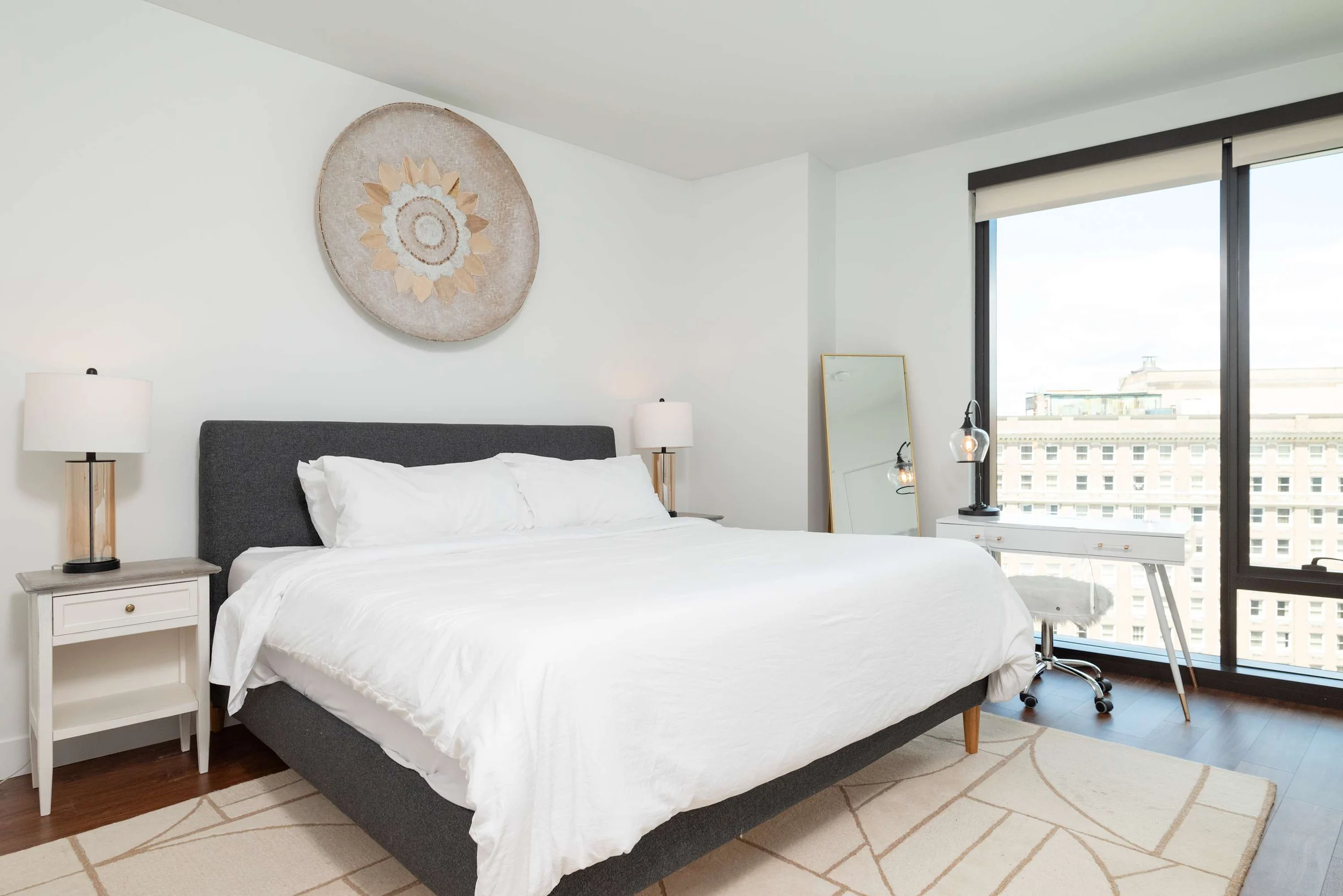 Apartment in Boston property photo 1