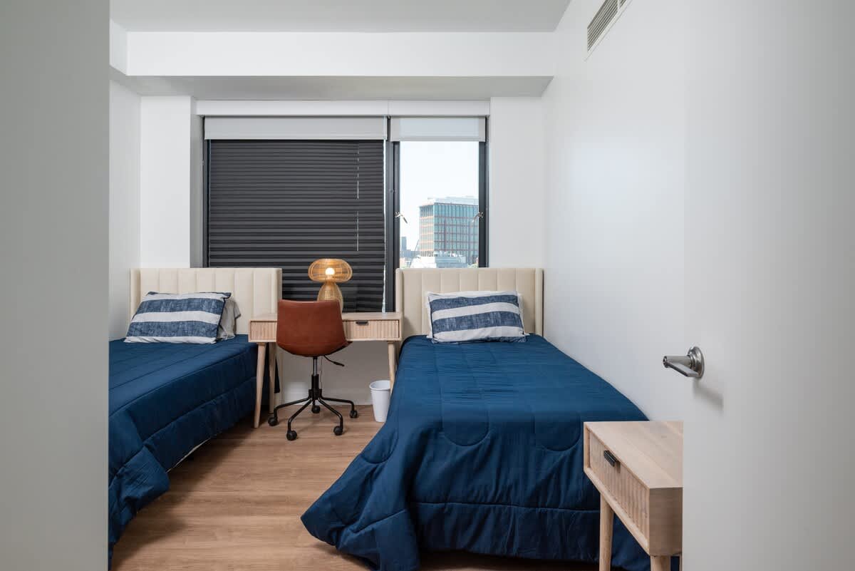 Bedroom 1 image 1