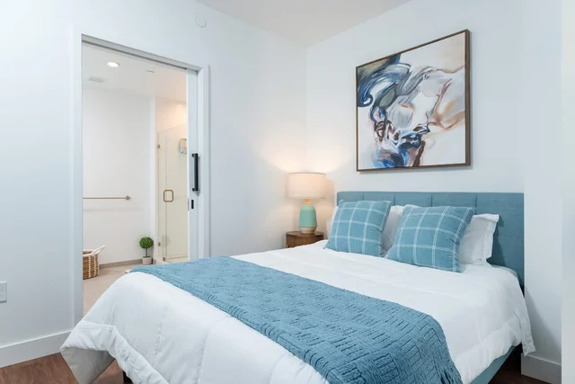 Bedroom 1 image 1