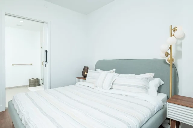 Bedroom 1 image 1