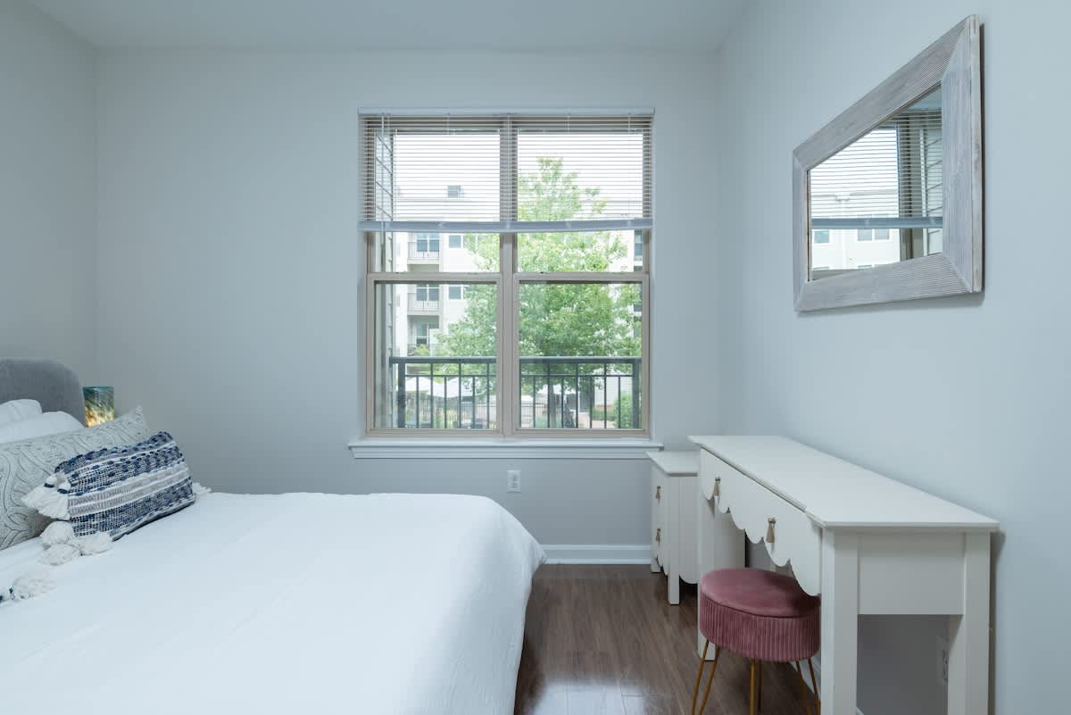 Bedroom 1 image 1