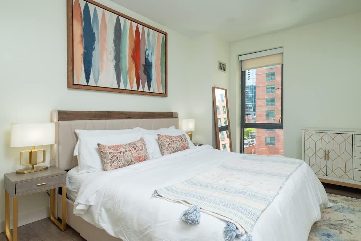 Apartment in Boston property photo 2