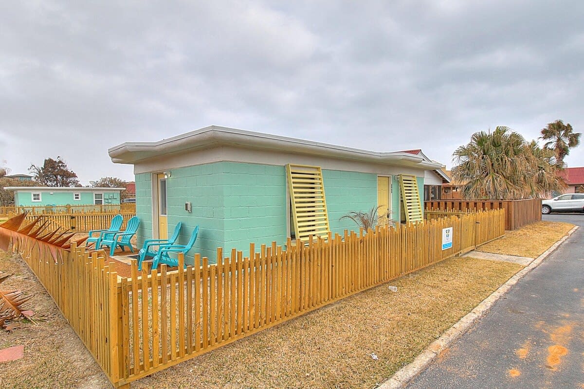 Home in Port Aransas property photo 3
