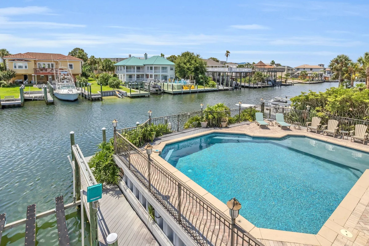 Home in Destin property photo 3