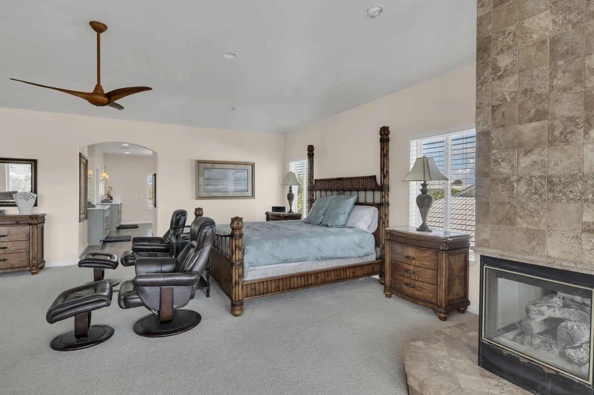 Bedroom 1 image 1