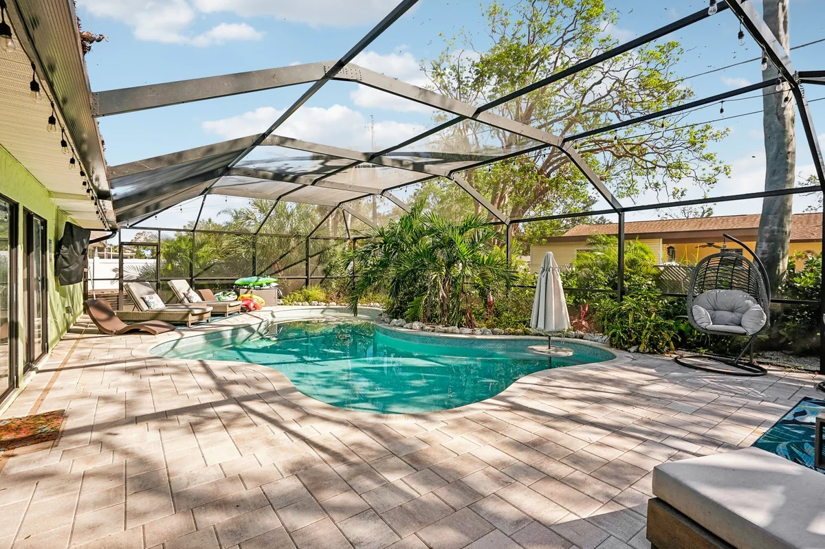 Home in Bradenton property photo 3