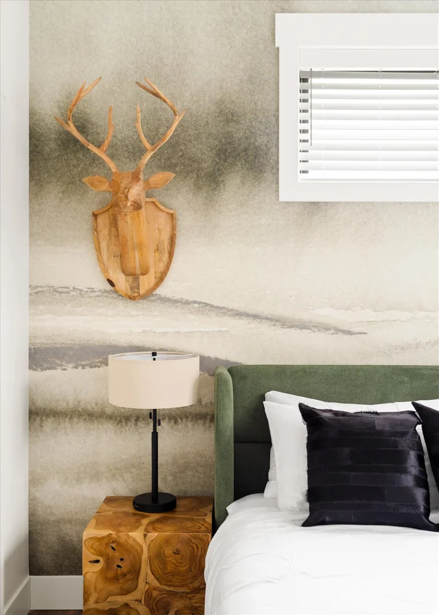 Bedroom 1 image 1