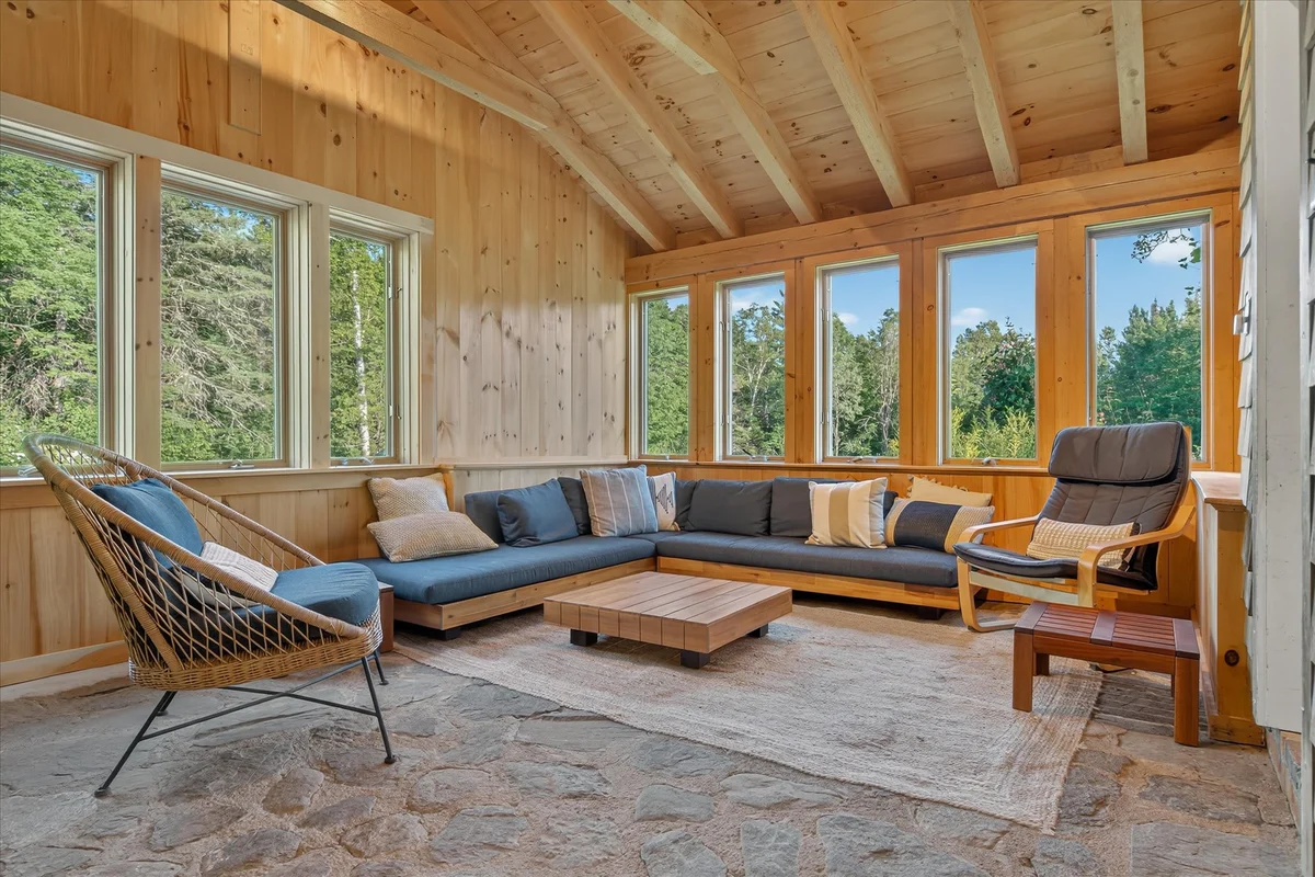 Kayaks - Fire Pit - Dog Friendly property photo 2