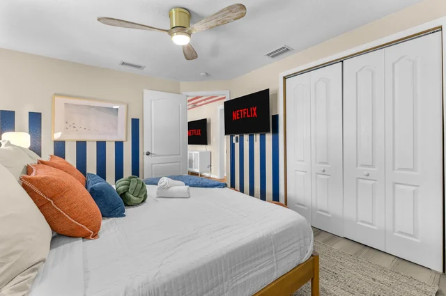 Bedroom 1 image 1