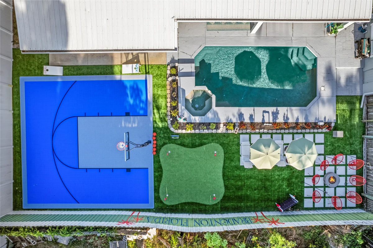 Basketball Court Pool Movie Room property photo 5