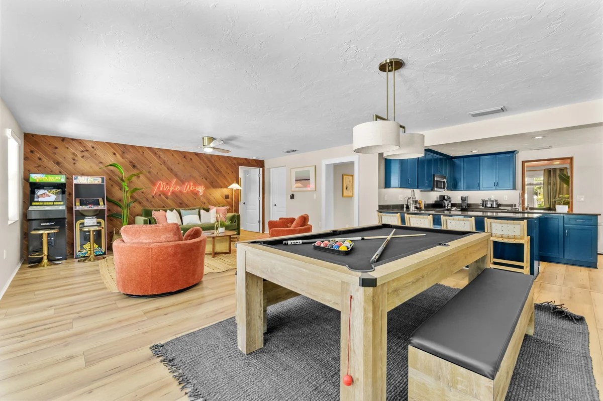 Basketball Court Pool Movie Room property photo 3