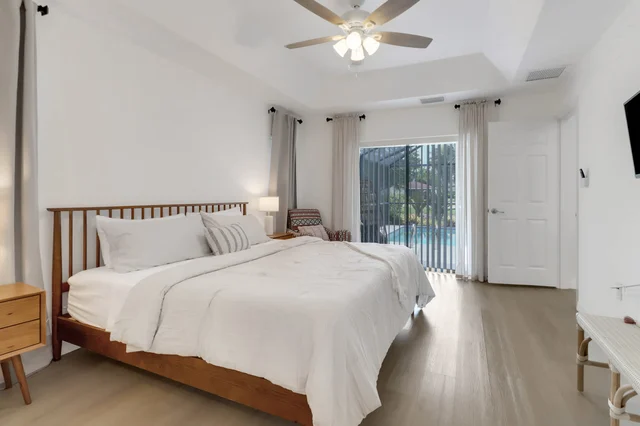 Bedroom 1 image 1