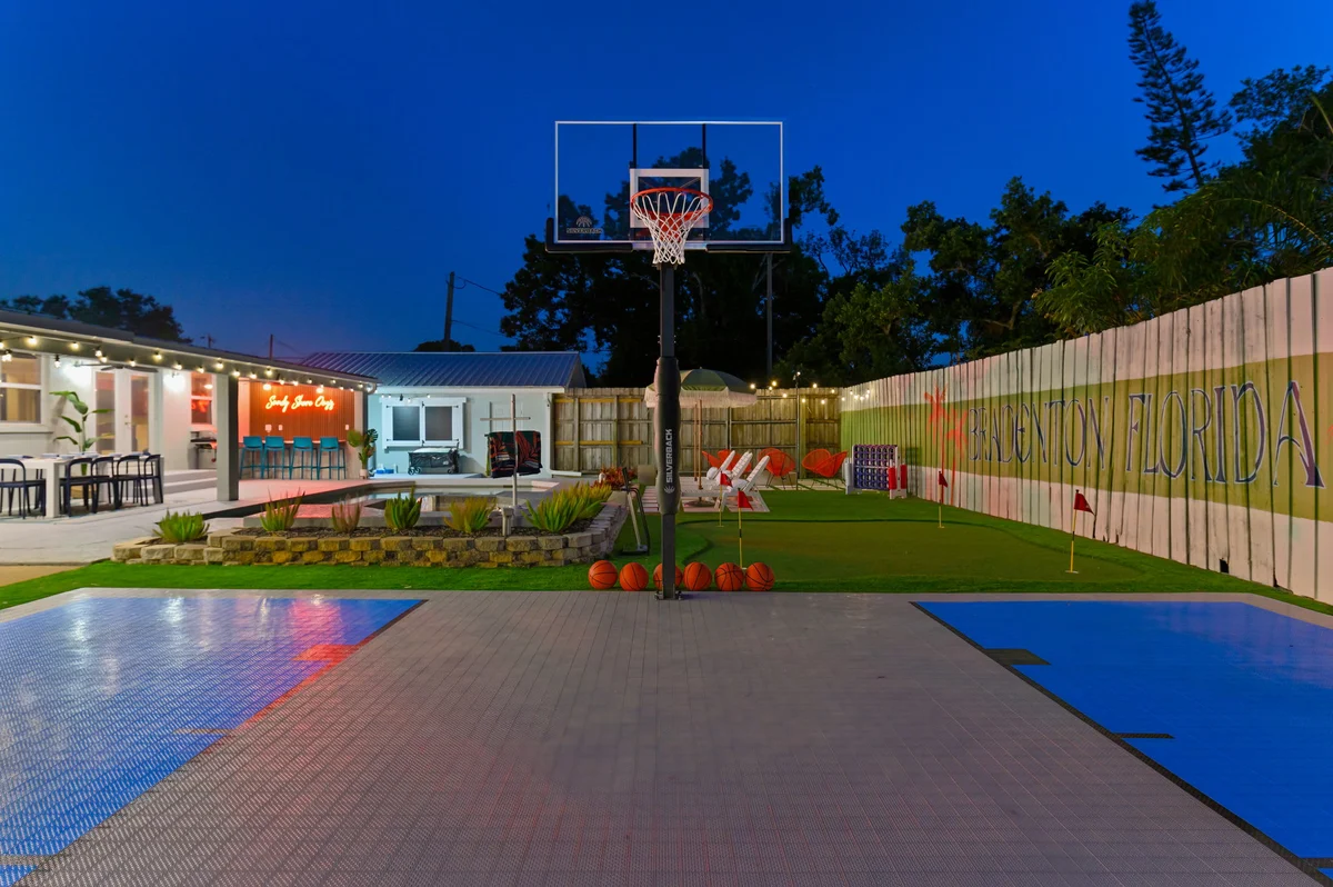 Basketball Court Pool Movie Room property photo 2
