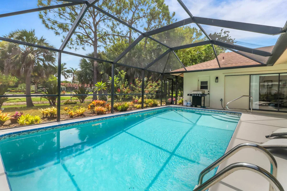 Home in Naples property photo 2