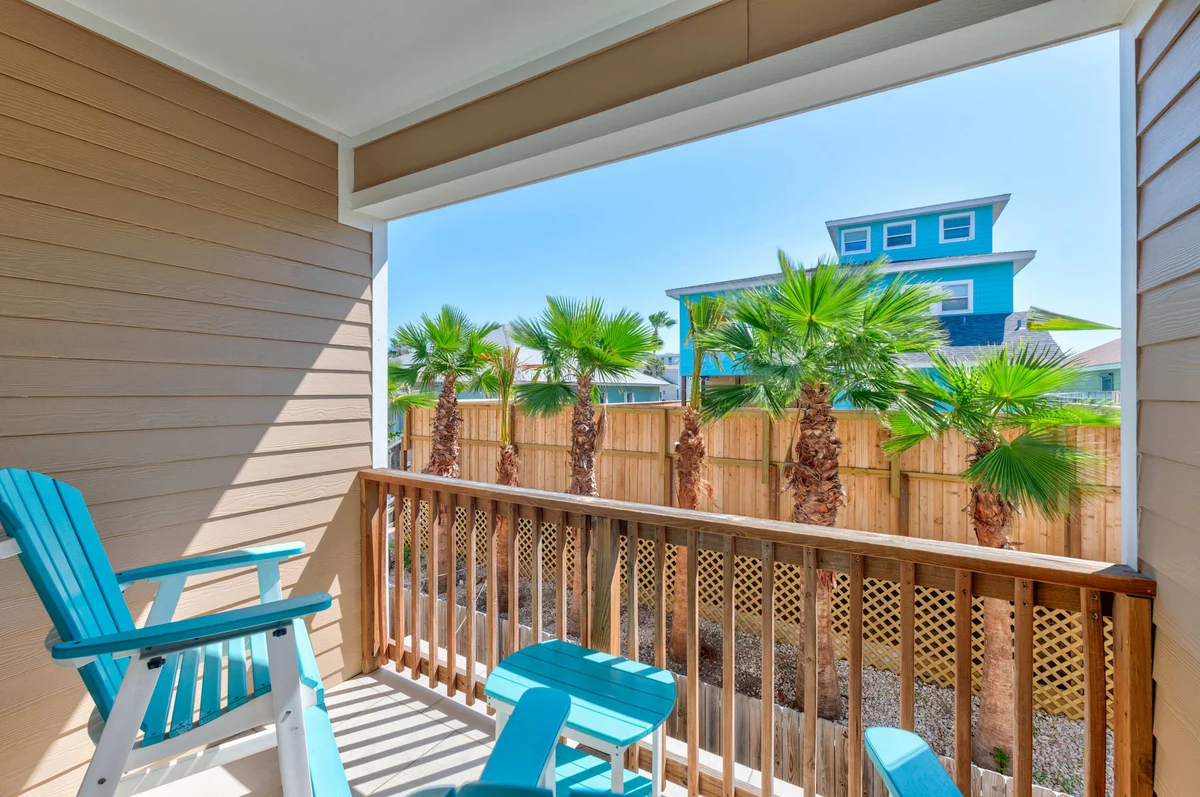 Cajun Shrimp Heated Resort Pool w/ Slide property photo 5